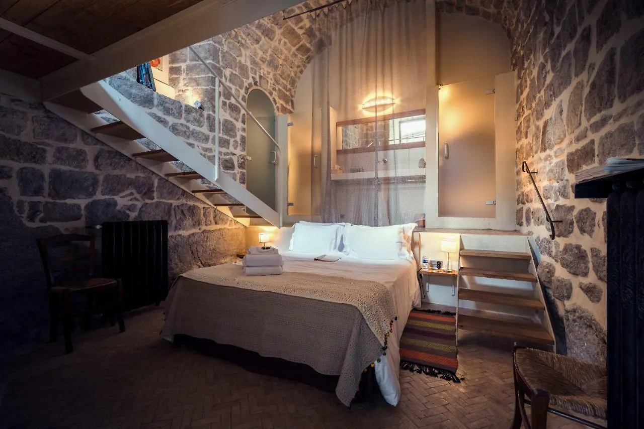 Chateau De Balazuc Hotel Labegude